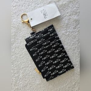 Rue21 Black and White Card Holder with Gold Keychain